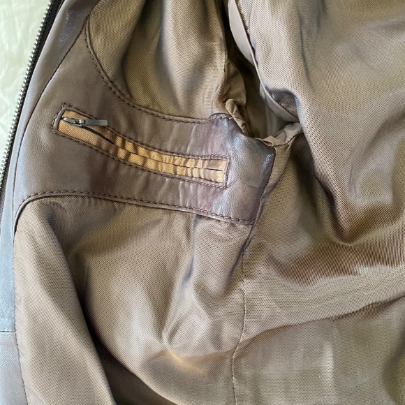 BARNEYS NEW YORK men's brown leather jacket - Picture 7 of 8